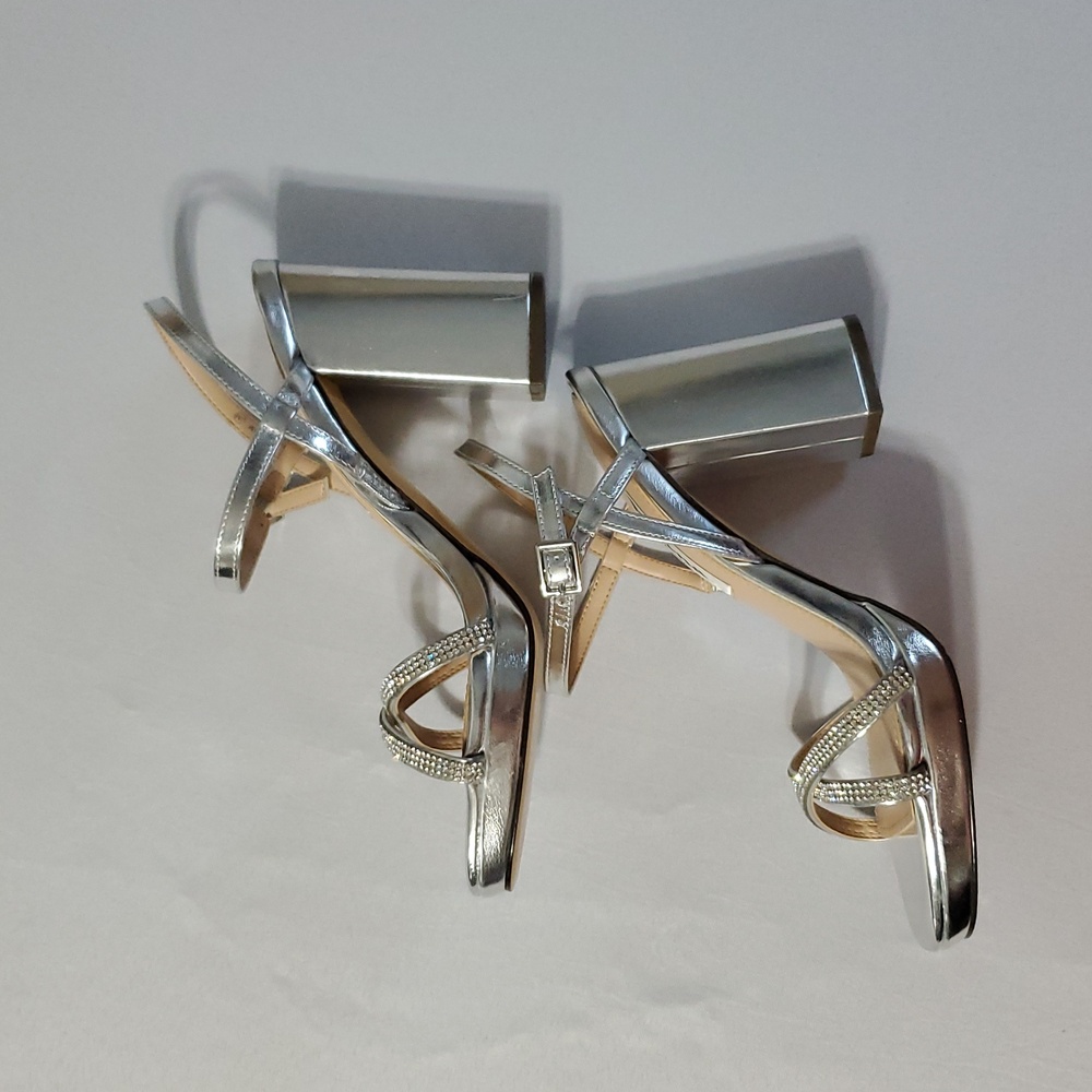 Nina NWOT Steven Block Heel Silver Rhinestone Sandal Shoe Wedding Homecoming 6